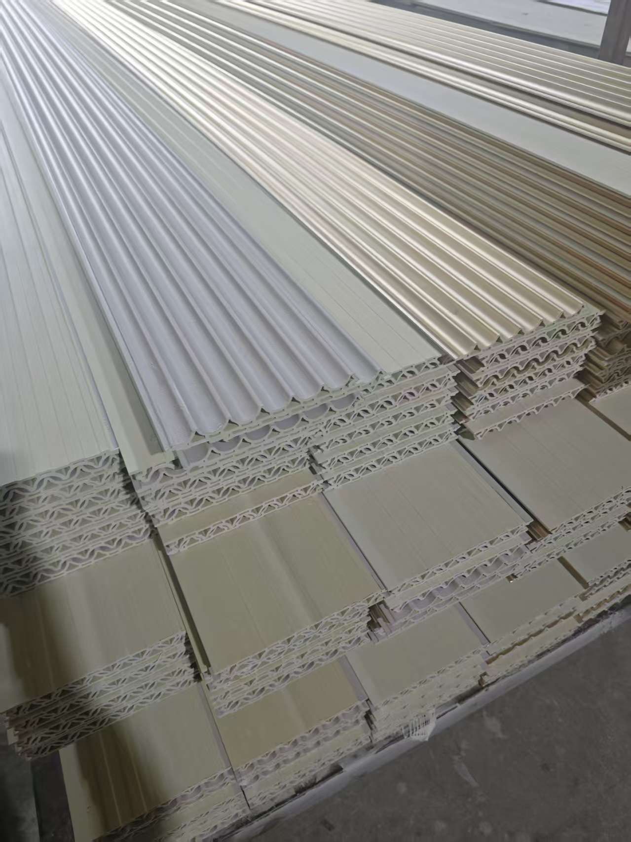 WPC WALL PANELS 6 WPC WALL PANELS 6